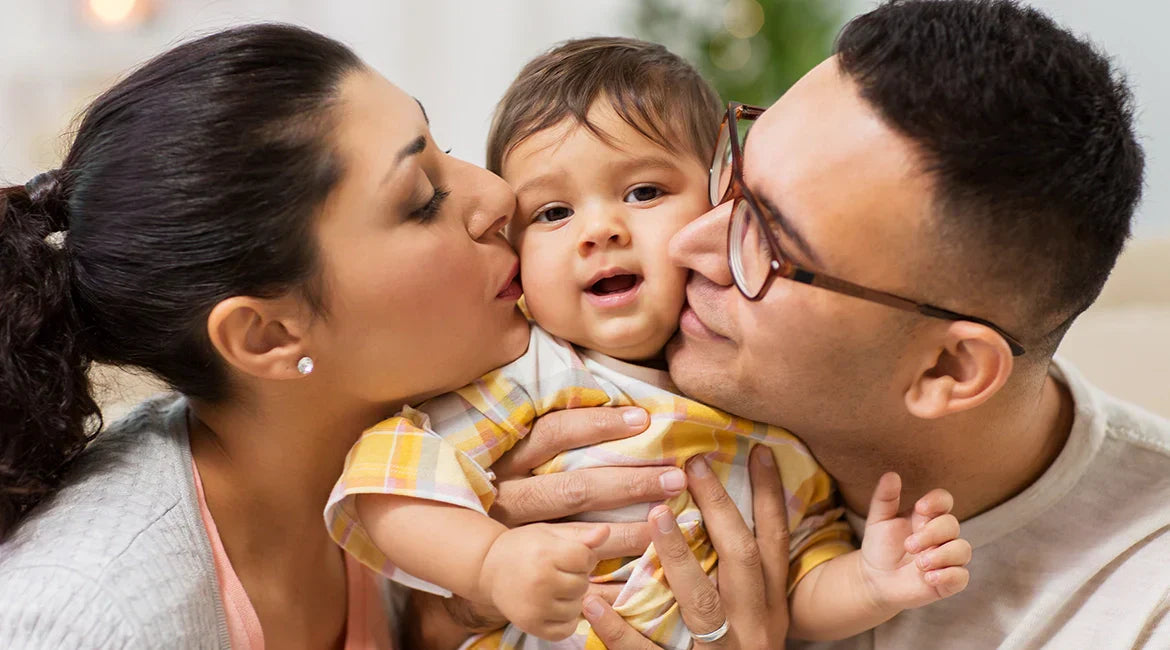 From Date Nights to Diapers: How to Stay Bonded When Baby Makes Three